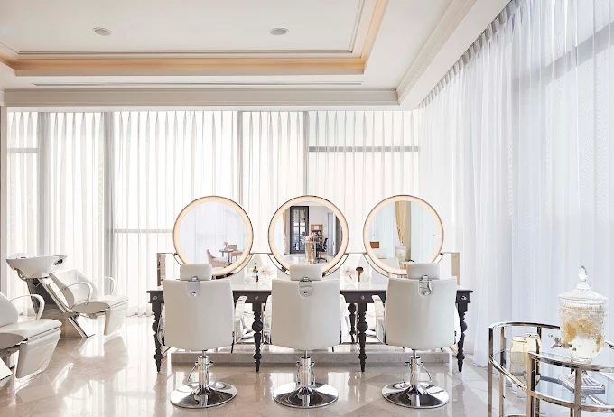 Uno Unisex Salon at The Ritz-Carlton Pune - Luxury Hair & Beauty Services