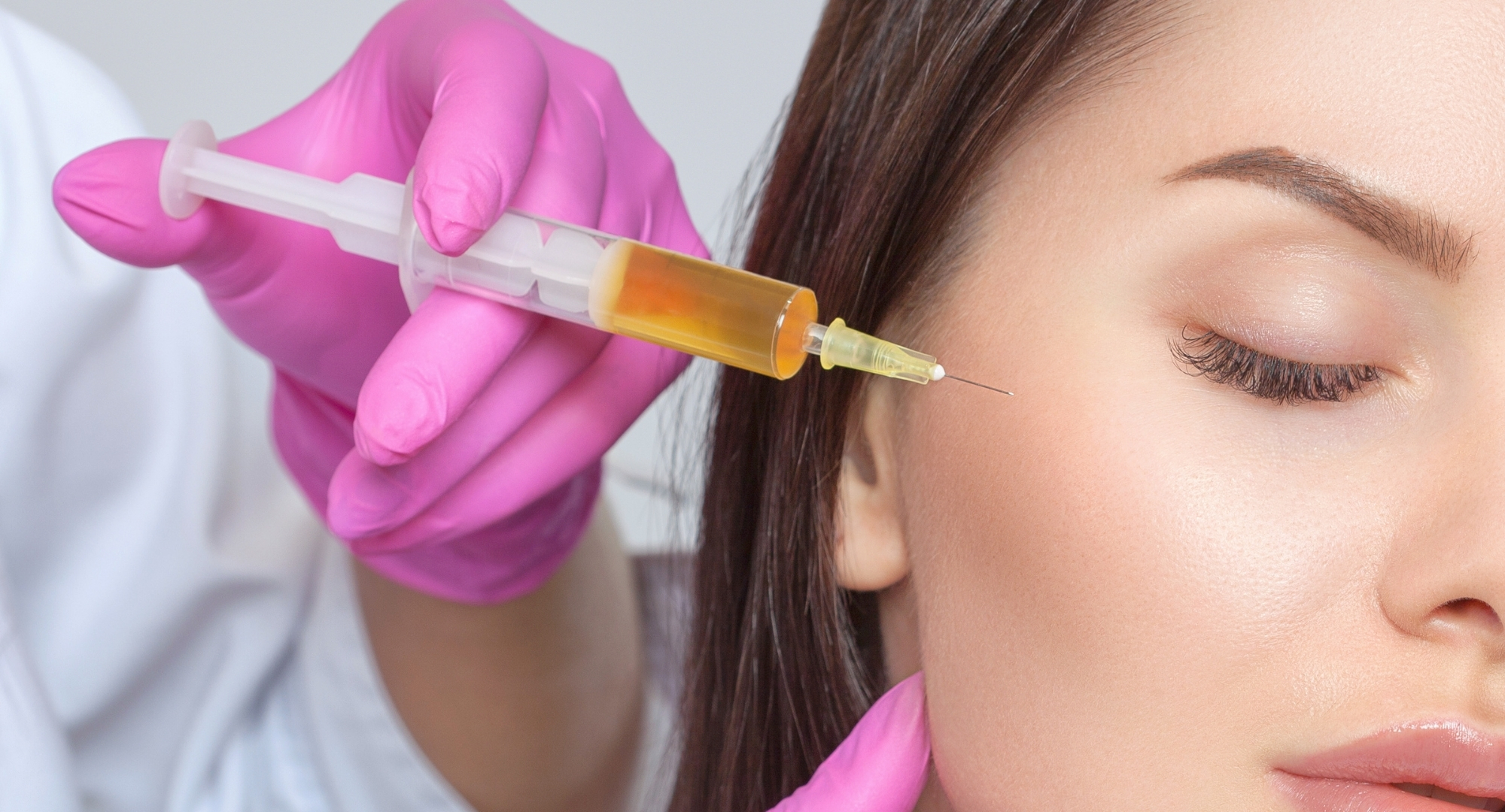 Professional Facial & Body Massage Services at Uno Salon Pune